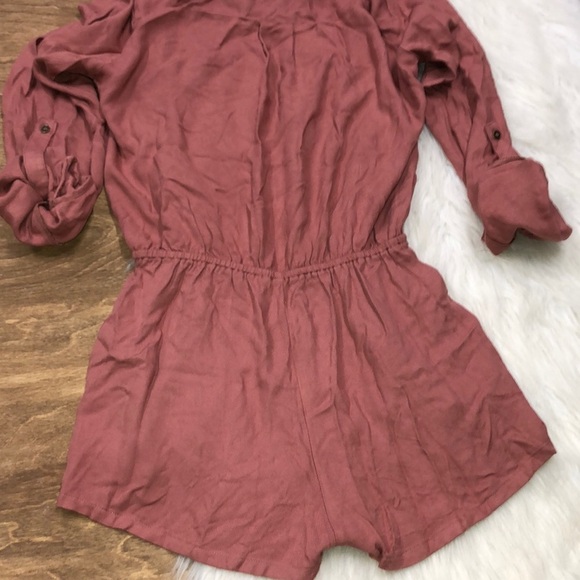 Forever 21 small mauve plum color summer romper - Picture 2 of 4